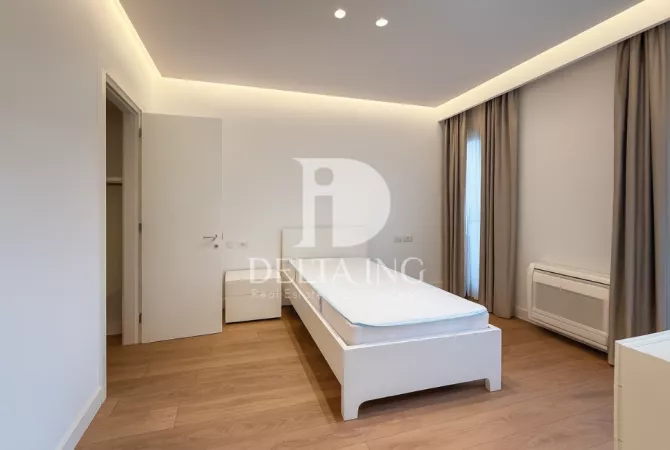 Duplex (casa a 2 piani) in affitto a Tirana 3+1, Arredato