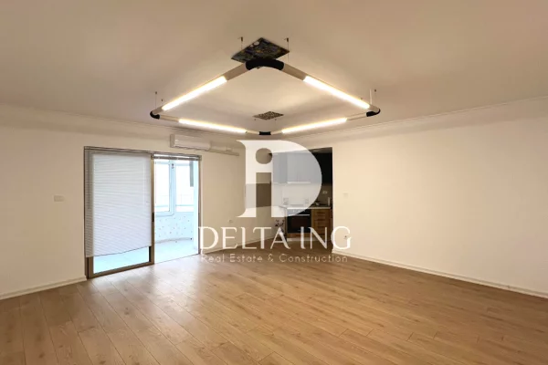 Business Property for Rent 3+1 in Tirana - 550 Euro