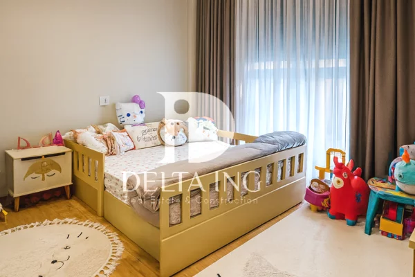 Shtepi ne shitje Apartament ne Tirane, 2+1, Mobilimi E mobiluar, Pagesa 369,000  Euro.