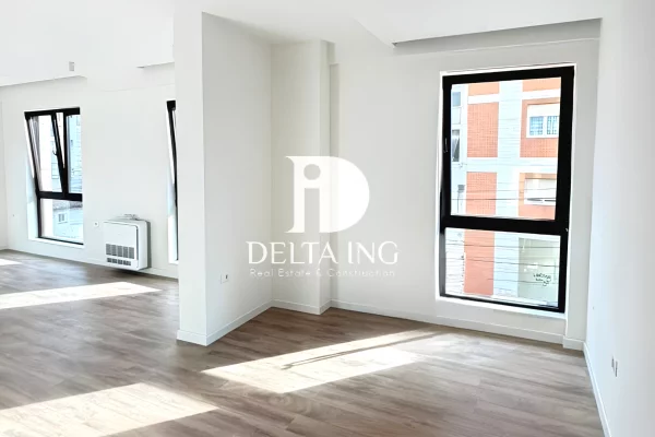 AMBIENT ME QIRA – PRANE SHKOLLES “ARBEN BROCI”, MYSYLM SHYRI