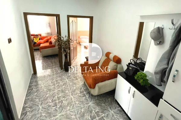 Appartamento in vendita a Tirana 1+1, Arredato