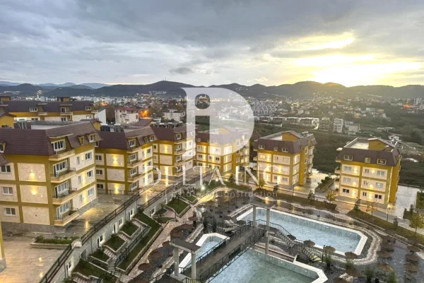 Appartamento in vendita a Tirana 2+1, Vuoto