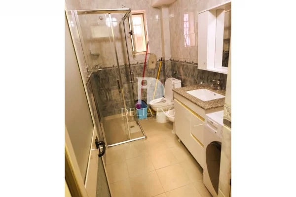 Shtepi ne shitje Apartament ne Tirane, 1+1, Mobilimi E mobiluar, Pagesa 147,000  Euro.