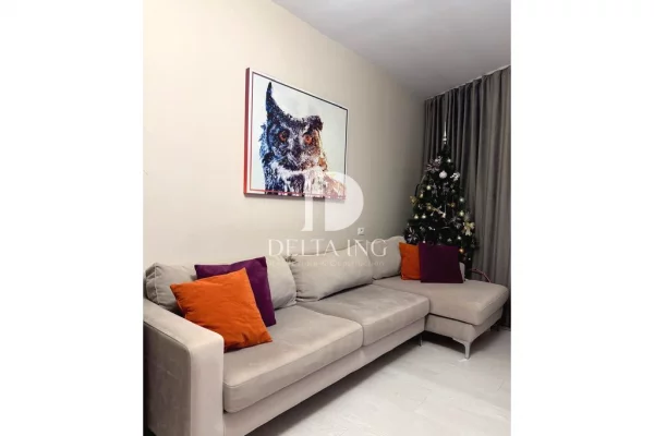 Appartamento in vendita a Tirana 1+1, Arredato