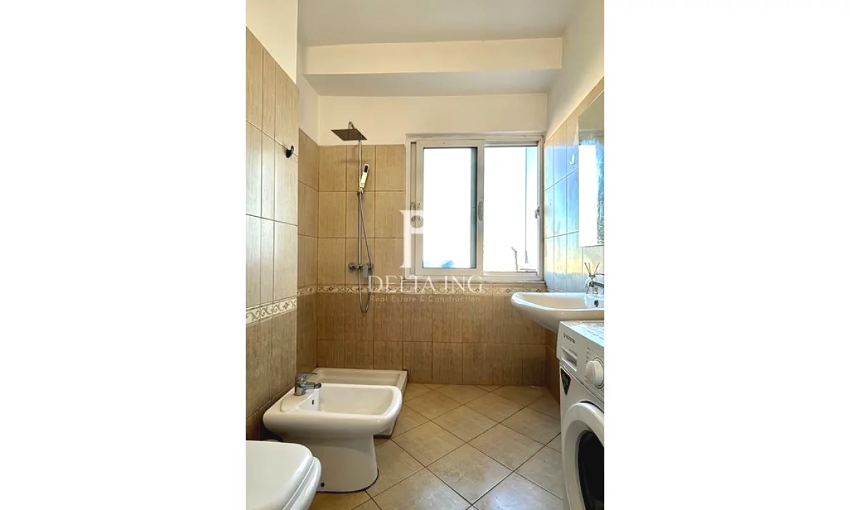 Appartamento in vendita a Tirana 1+1, Arredato