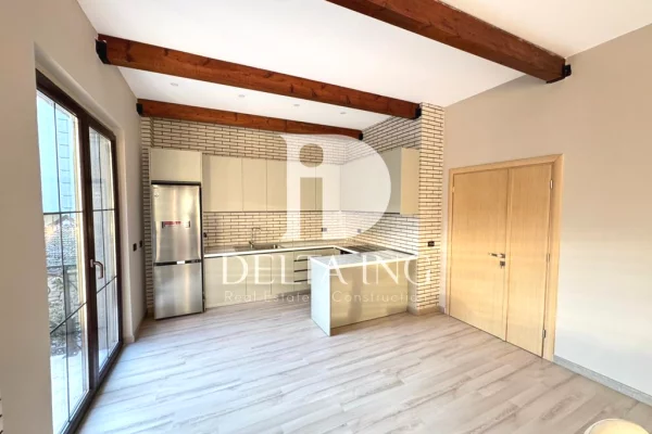 Luxury villas for rent in Tirana 6+1, In Part