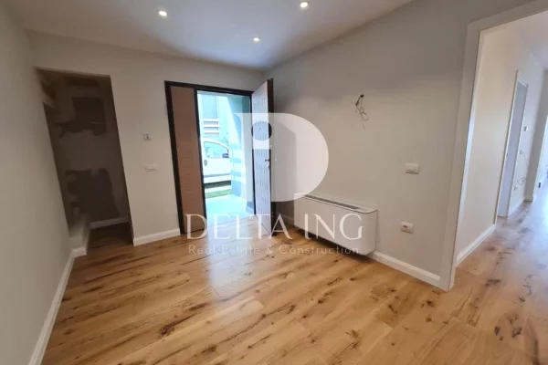 Villa di lusso in vendita a Tirana 7+1, SemiArredato