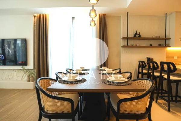 Shtepi ne shitje Vila Luksoze ne Durres, 7+1, Mobilimi E mobiluar, Pagesa 1,800,000  Euro.