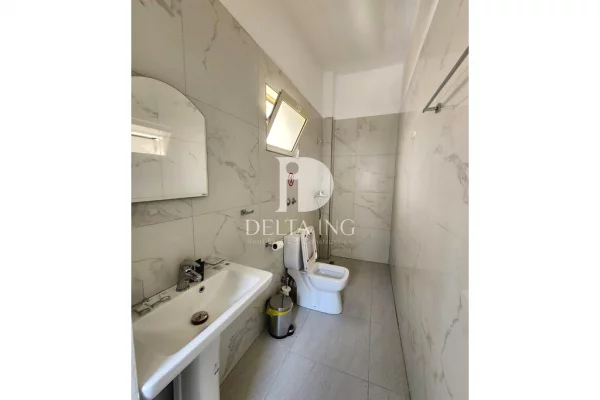 Shitet hotel funksional – Durres, prane Hotel Florida