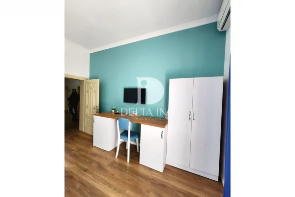 Shitet hotel funksional – Durres, prane Hotel Florida