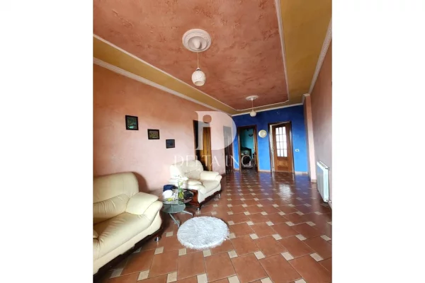 Villa di lusso in vendita a Tirana 7+1, Arredato