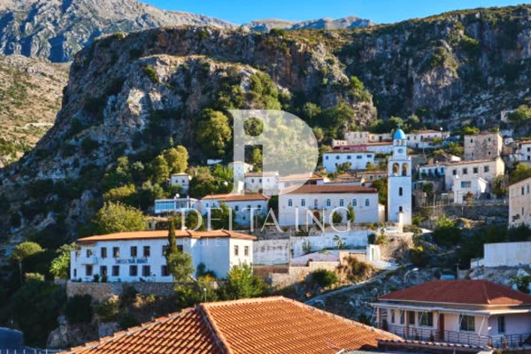 Shtepi ne shitje Apartament ne Vlore, 1+1, Mobilimi Bosh, pa mobiluar, Pagesa 86,000  Euro.