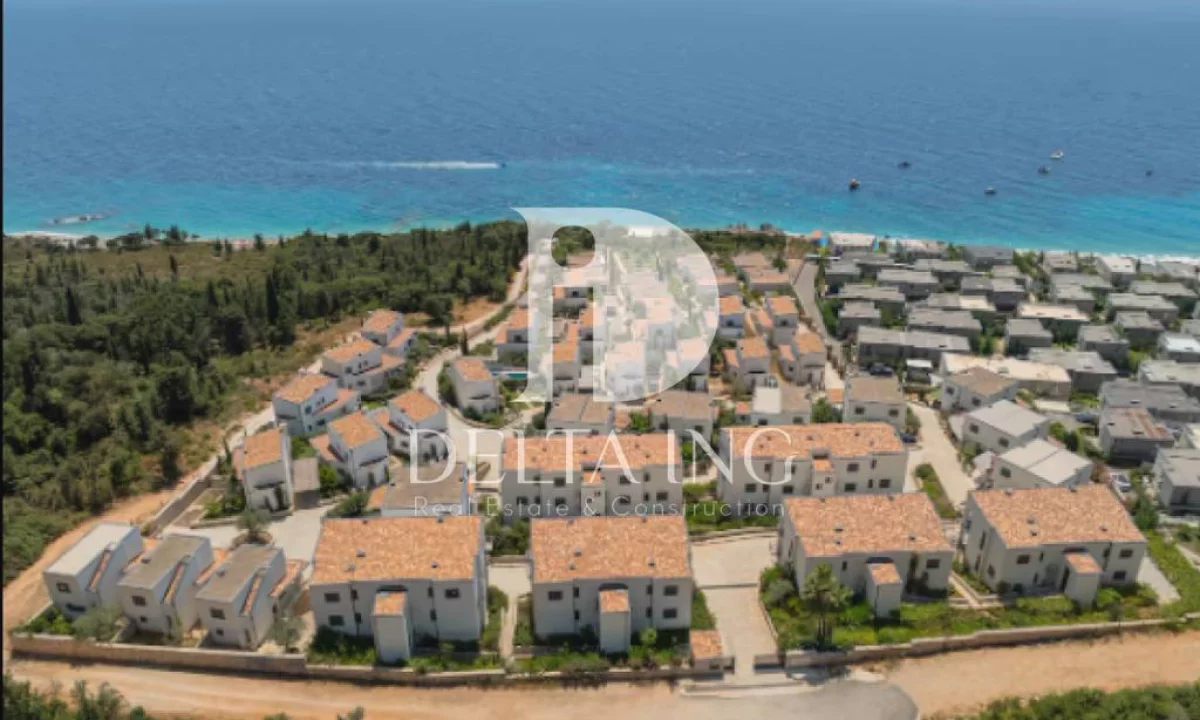 Shtepi ne shitje Vila Luksoze ne Himare, 5+1, Mobilimi Bosh, pa mobiluar, Pagesa 859,000  Euro.