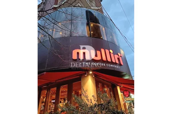 Jepet me qira ambient per zyre ose apartament 1+1 – Rruga e Elbasanit