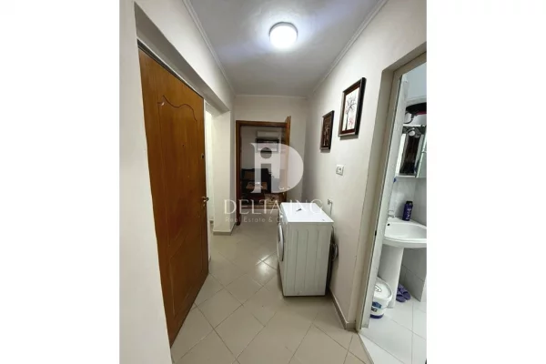 Appartamento in vendita a Tirana 1+1, Arredato