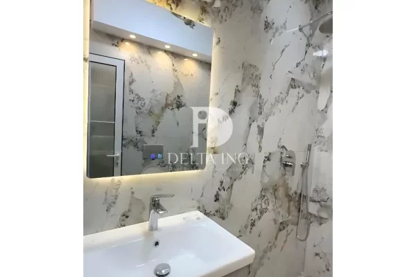 Appartamento in vendita a Tirana 1+1, Arredato