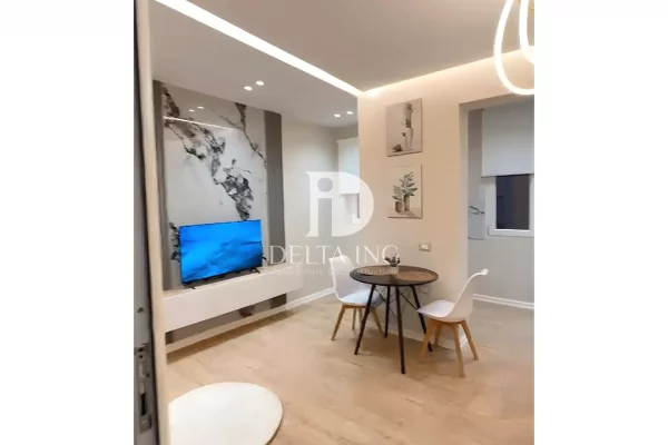 Appartamento in vendita a Tirana 1+1, Arredato