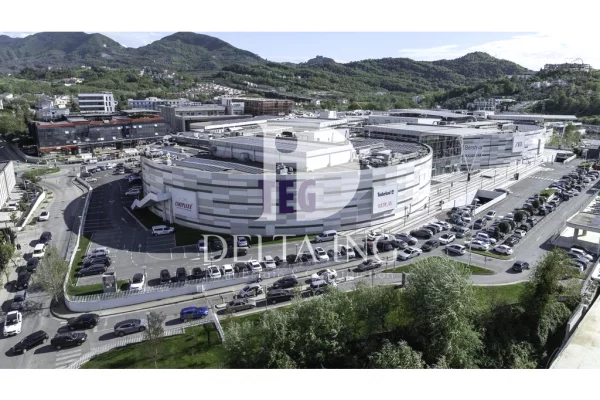 Vilë Luksoze me Qira – Teg, Tiranë