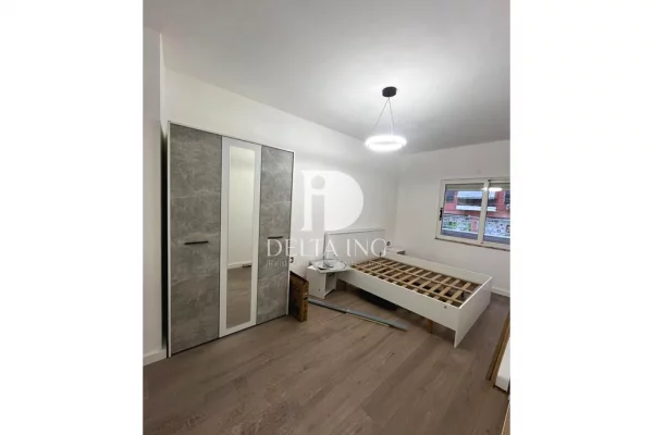 Shtepi ne shitje Apartament ne Tirane, 1+1, Mobilimi Pjeserisht e mobiluar, Pagesa 180,000  Euro.