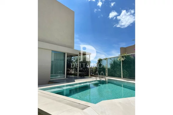 Shtepi ne shitje Vila Luksoze ne Himare, 7+1, Mobilimi E mobiluar, Pagesa 1,300,000  Euro.