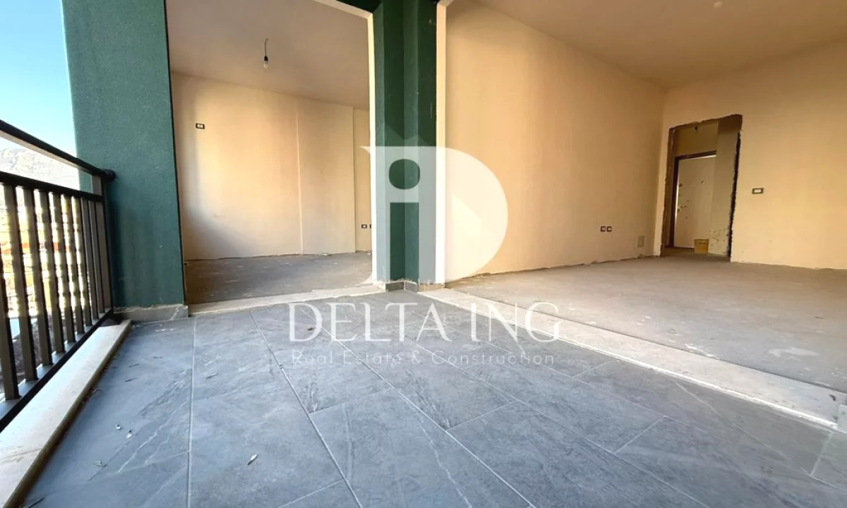 Appartamento in vendita a Tirana 2+1, Vuoto