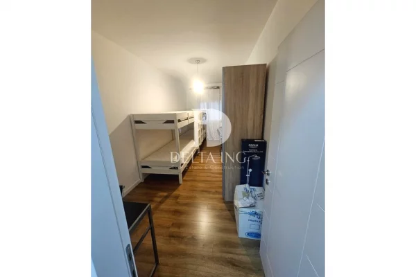 Shtepi ne shitje Apartament ne Tirane, 2+1, Mobilimi E mobiluar, Pagesa 250,000  Euro.