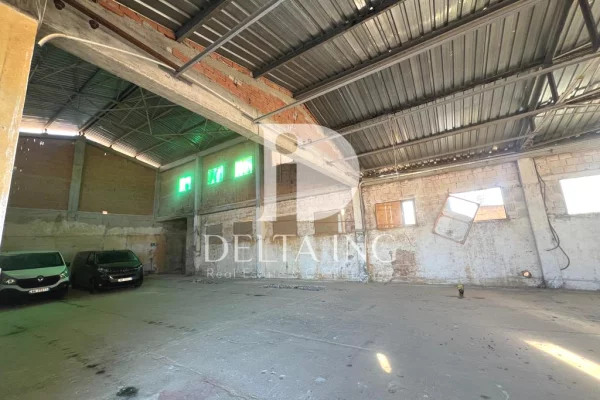 Ambient biznesi me qera 4+1 ne Tirane - 600,000 Leke