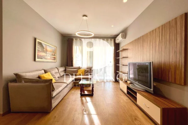 Shtepi ne shitje Apartament ne Tirane, 2+1, Mobilimi E mobiluar, Pagesa 188,000  Euro.