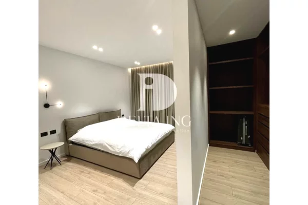 Shtepi me qera Apartament ne Tirane, 2+1, Mobilimi E mobiluar, Pagesa 2,000  Euro.