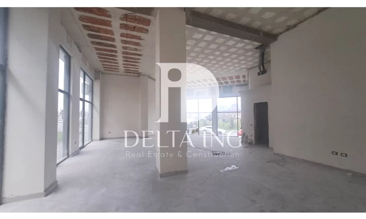 Jepet me qira ambient komercial – Liqeni i Thate