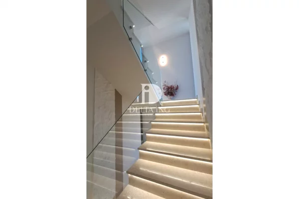 Villa di lusso in affitto a Tirana 5+1, Arredato