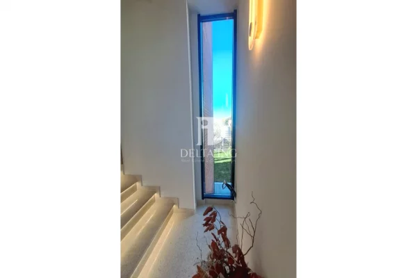 Villa di lusso in affitto a Tirana 5+1, Arredato