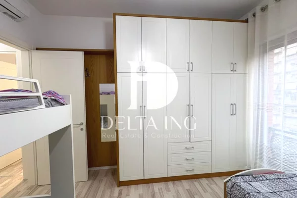 Appartamento in affitto a Tirana 2+1, Arredato