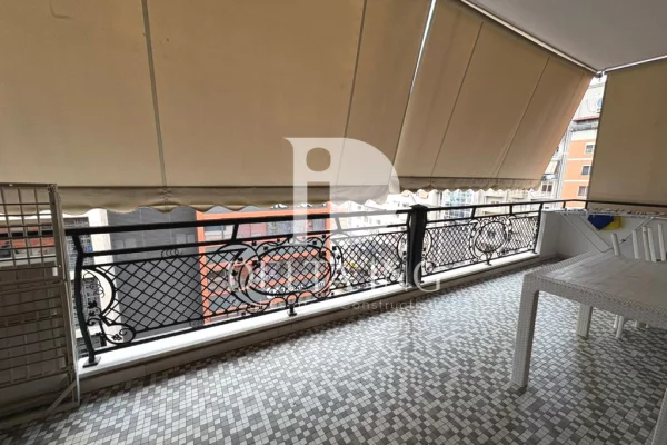 Appartamento in affitto a Tirana 2+1, Arredato