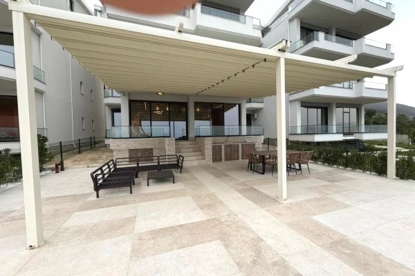 Shtepi ne shitje Apartament ne Vlore, 2+1, Mobilimi E mobiluar, Pagesa 590,000  Euro.
