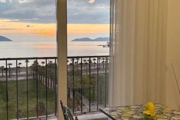 Shtepi me qera Apartament ne Vlore, 1+1, Mobilimi E mobiluar, Pagesa 600  Euro.