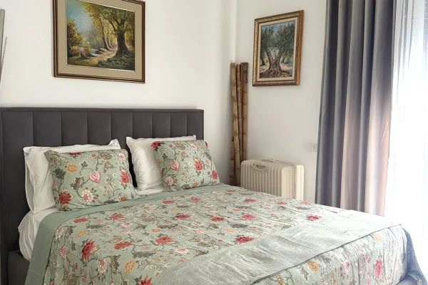 Shtepi me qera Apartament ne Vlore, 1+1, Mobilimi E mobiluar, Pagesa 600  Euro.