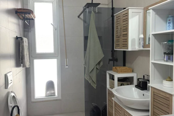 Shtepi me qera Apartament ne Vlore, 1+1, Mobilimi E mobiluar, Pagesa 600  Euro.