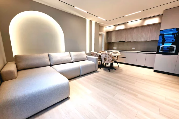 Shtepi ne shitje Apartament ne Tirane, 2+1, Mobilimi E mobiluar, Pagesa 320,000  Euro.