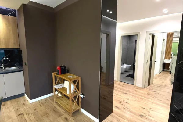 Shtepi me qera Apartament ne Tirane, 2+1, Mobilimi E mobiluar, Pagesa 1,500  Euro.