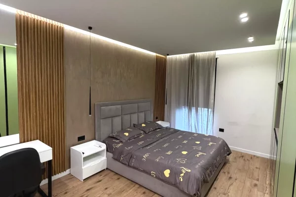 Shtepi me qera Apartament ne Tirane, 2+1, Mobilimi E mobiluar, Pagesa 1,500  Euro.