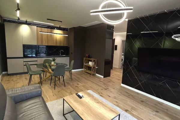 Shtepi me qera Apartament ne Tirane, 2+1, Mobilimi E mobiluar, Pagesa 1,500  Euro.