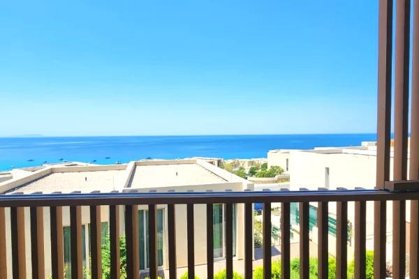 Shtepi ne shitje Apartament ne Himare, 5+1, Mobilimi E mobiluar, Pagesa 1,500,000  Euro.