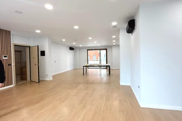 JEPET ME QIRA AMBJENT PER ZYRA – KOMPLEKSI DELIJORGJI