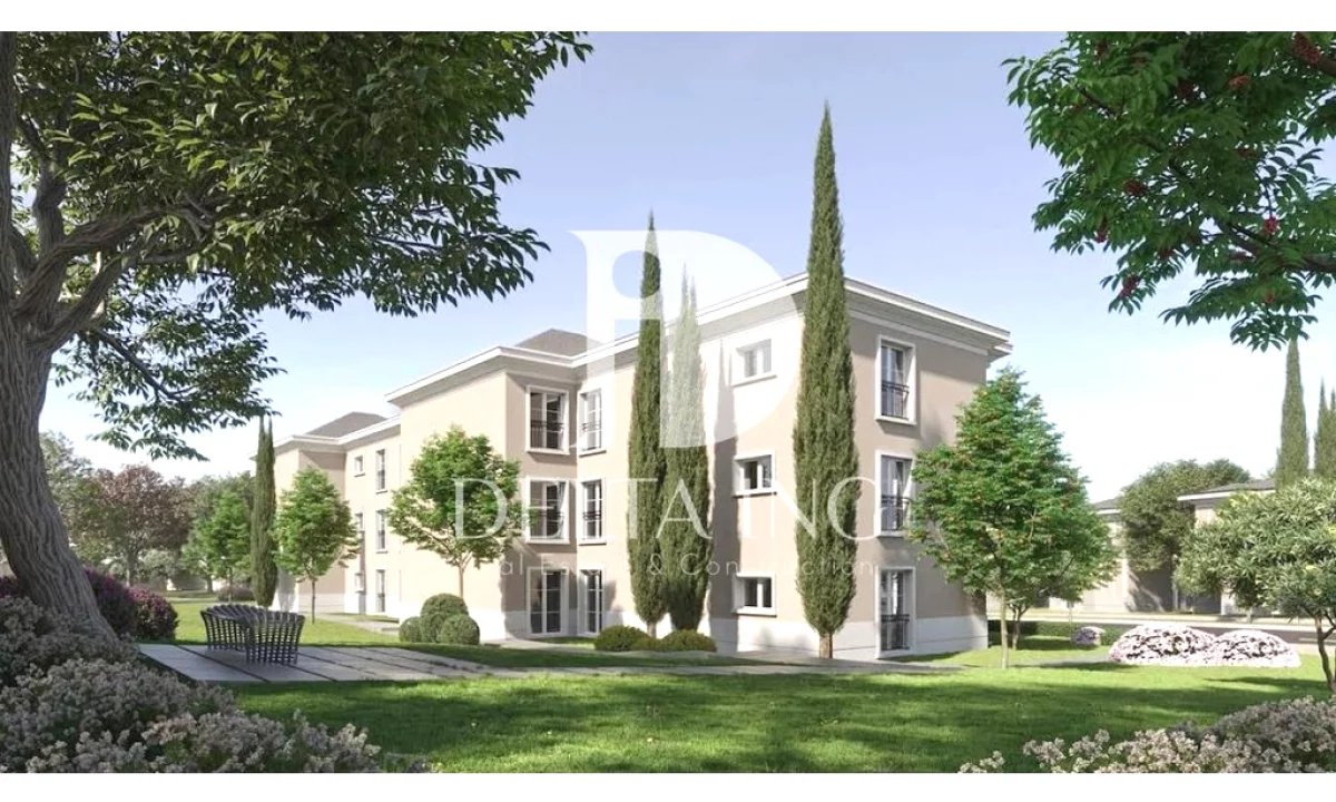 Shtepi ne shitje Vila Luksoze ne Tirane, 6+1, Mobilimi Bosh, pa mobiluar, Pagesa 1,100,000  Euro.