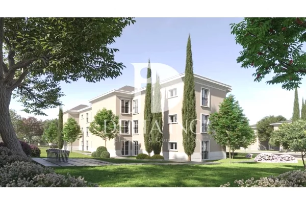 Shtepi ne shitje 6+1 ne Tirane - 1,100,000 Euro