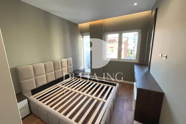 Shtepi ne shitje Apartament ne Tirane, 1+1, Mobilimi E mobiluar, Pagesa 155,000  Euro.