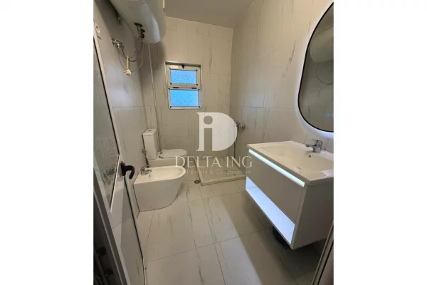 Shtepi ne shitje Apartament ne Tirane, 1+1, Mobilimi Pjeserisht e mobiluar, Pagesa 95,000  Euro.