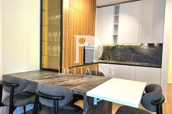 Shtepi ne shitje Apartament ne Vlore, 2+1, Mobilimi E mobiluar, Pagesa 225,000  Euro.