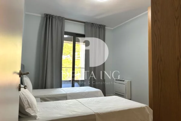 Shtepi ne shitje Apartament ne Vlore, 2+1, Mobilimi E mobiluar, Pagesa 225,000  Euro.